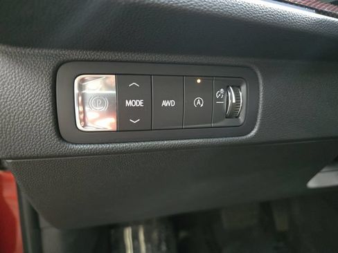 Used 2025 Chevrolet Traverse RS w/ LPO, Floor Liner Package AWD/4WD image 30