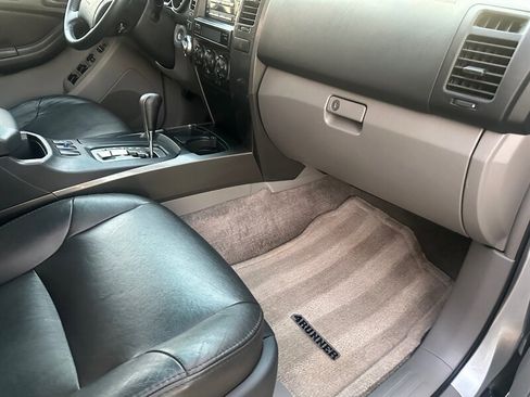 Used 2006 Toyota 4Runner Sport image 24