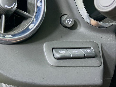 Used 2021 Chevrolet Camaro SS RWD image 17