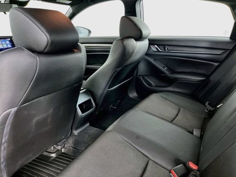 Used 2020 Honda Accord Sport image 31