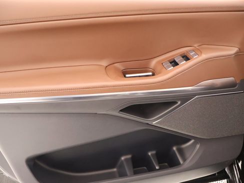 New 2026 Lincoln Navigator Reserve AWD/4WD image 18