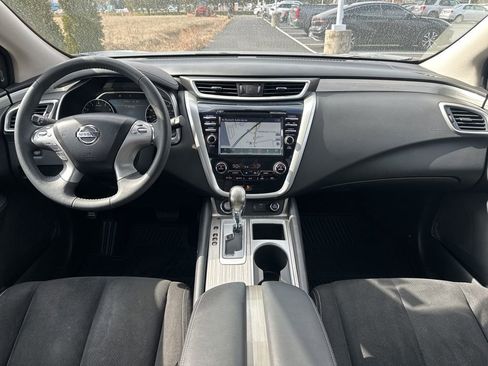 Used 2018 Nissan Murano SV image 28