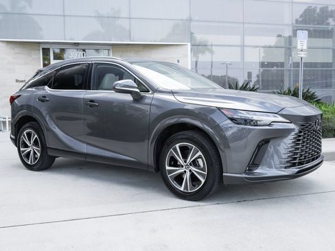 Used 2024 Lexus RX 350 Premium w/ Accessory Package (Z1) FWD image 4