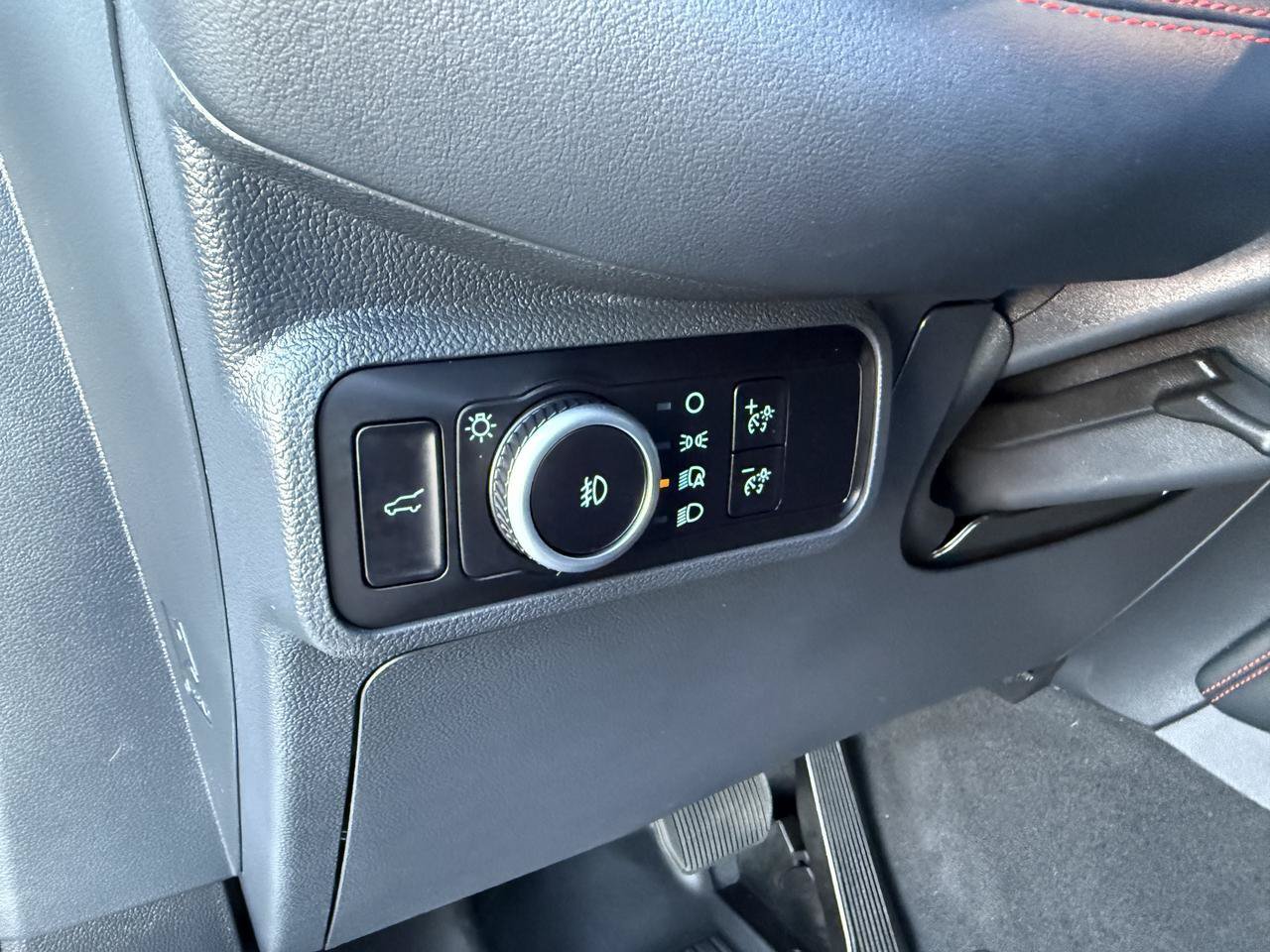 Used 2026 Ford Explorer ST w/ Sun And Sound Package AWD/4WD image 14