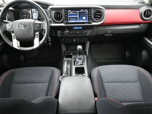 Used 2021 Toyota Tacoma SR5 w/ Technology Package image 21