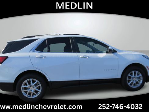 Used 2023 Chevrolet Equinox LT AWD/4WD image 9