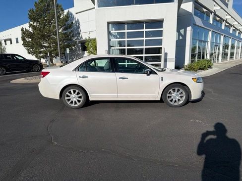 Used 2010 Lincoln MKZ FWD image 6