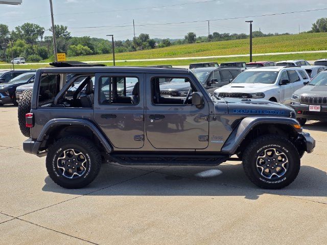 Used 2022 Jeep Wrangler Unlimited Rubicon 4xe w/ Cold Weather Group AWD/4WD image 9