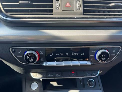 Used 2025 Audi Q5 2.0T Premium image 27