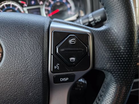Used 2018 Toyota 4Runner Limited AWD/4WD image 22
