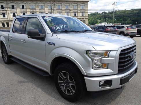 Used 2017 Ford F150 XLT w/ Equipment Group 302A Luxury AWD/4WD image 4