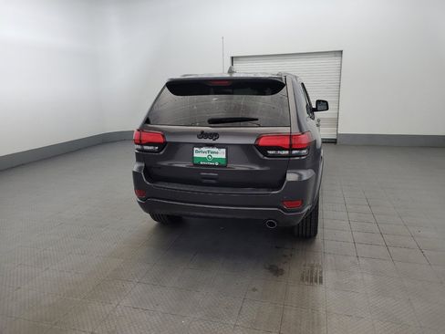 Used 2020 Jeep Grand Cherokee Altitude AWD/4WD image 7