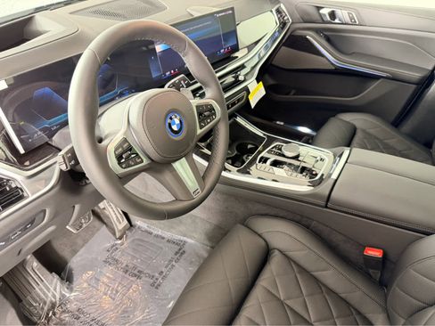 New 2026 BMW X5 xDrive50e w/ M Sport Package image 11
