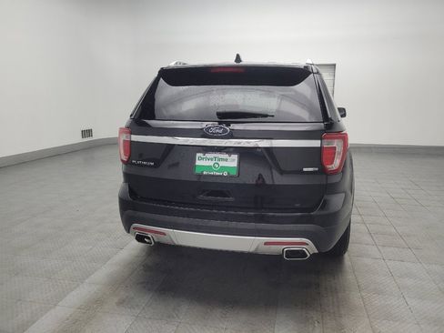 Used 2017 Ford Explorer Platinum image 7