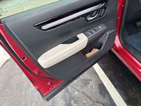 Used 2023 Honda CR-V EX-L image 11