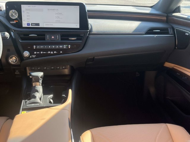Certified 2024 Lexus ES 350 Ultra Luxury w/ Accessory Package (Z2) FWD image 14