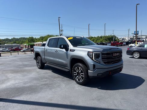 Used 2023 GMC Sierra 1500 AT4 w/ AT4 Premium Package AWD/4WD image 1