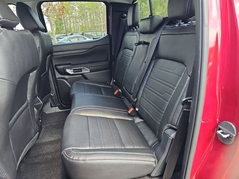 Used 2025 Ford Ranger Lariat w/ FX4 Off-Road Package image 14