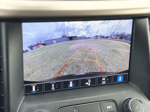 Used 2023 GMC Acadia Denali w/ Black Diamond Edition image 35