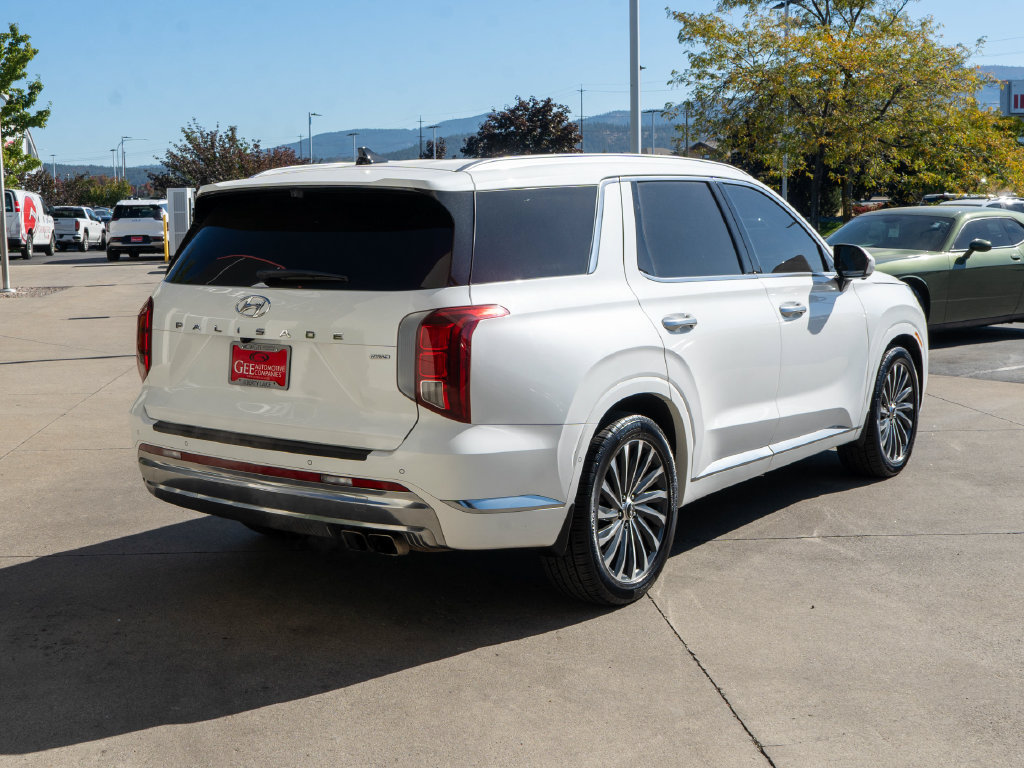 Used 2023 Hyundai Palisade Calligraphy AWD/4WD image 7