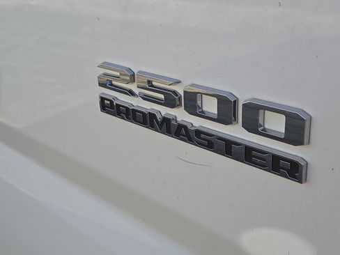 Used 2025 RAM ProMaster 2500 w/ Premium Convenience Group FWD image 6