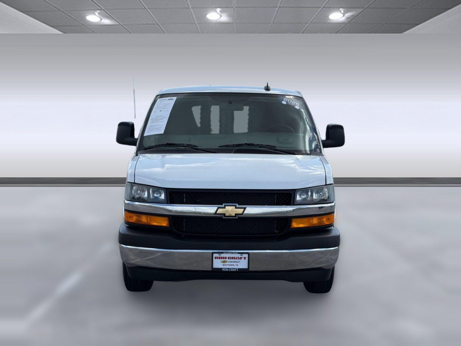 Certified 2025 Chevrolet Express 2500 w/ Driver Convenience Package RWD image 5