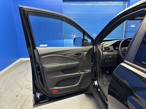 Used 2024 Honda Ridgeline TrailSport image 9