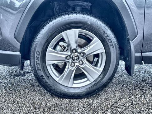 Used 2025 Toyota RAV4 XLE w/ Convenience Package FWD image 11
