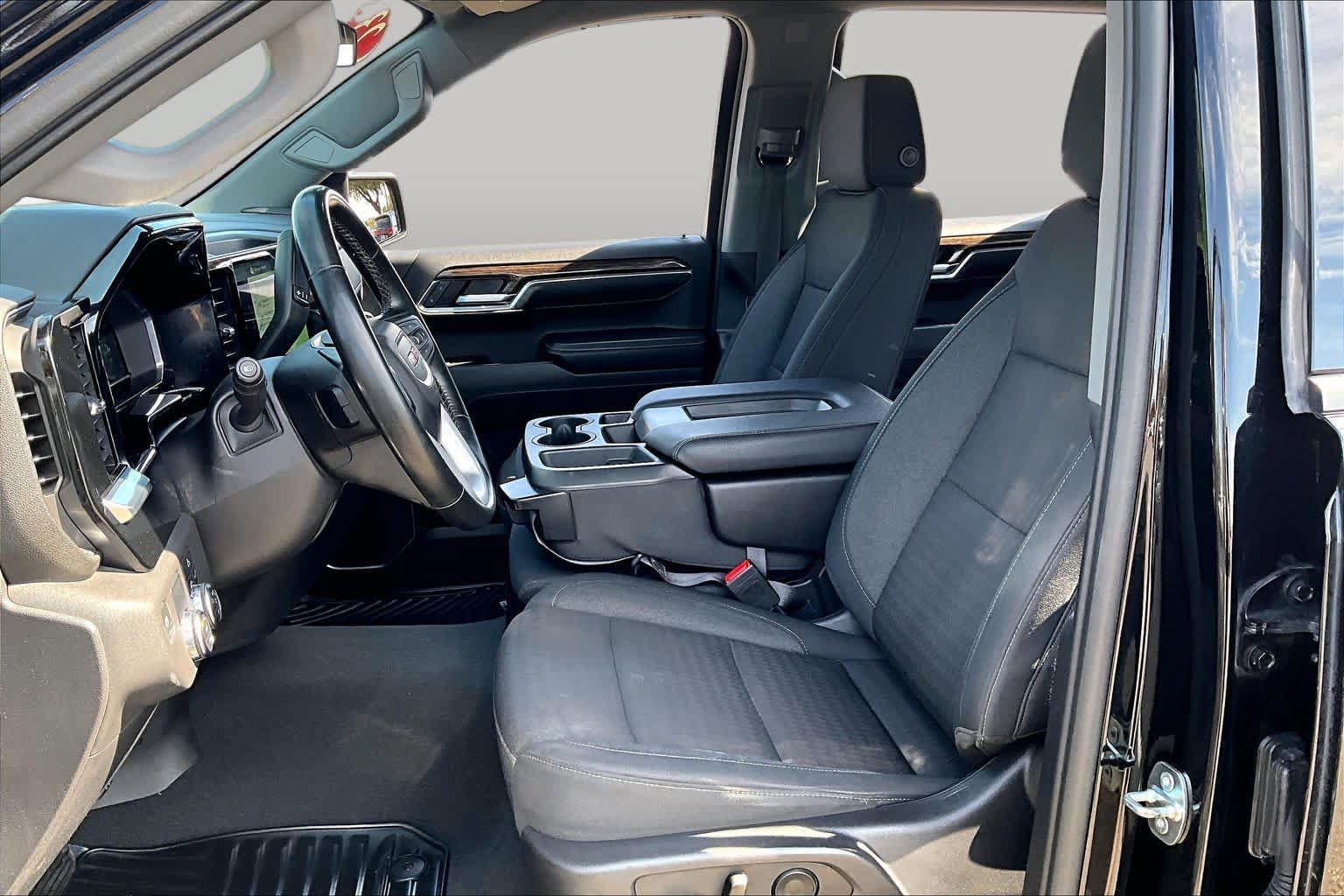 Used 2023 GMC Sierra 1500 Elevation RWD image 7