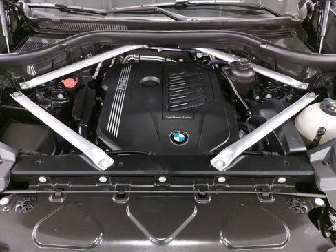 Used 2023 BMW X5 sDrive40i w/ Premium Package image 32