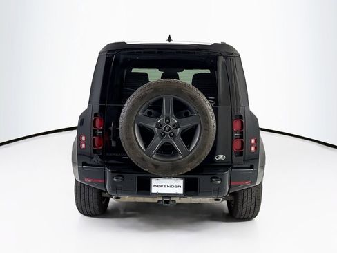 Certified 2023 Land Rover Defender 110 X-Dynamic SE AWD/4WD image 6