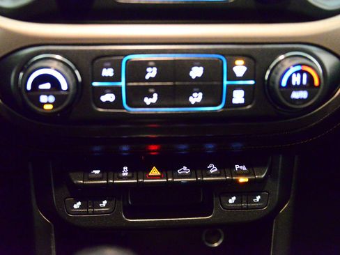 Used 2022 GMC Canyon AT4 w/ Trailering Package image 29