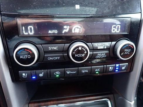 Used 2019 Subaru Ascent Touring AWD/4WD image 23