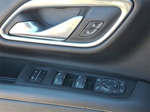 Used 2023 Chevrolet Tahoe Premier image 22