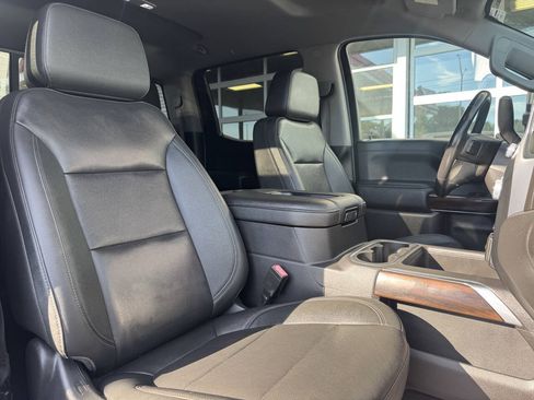 Used 2022 GMC Sierra 1500 SLT w/ SLT Premium Package RWD image 36