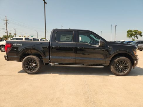 New 2026 Ford F150 XLT w/ Equipment Group 302A MID AWD/4WD image 7