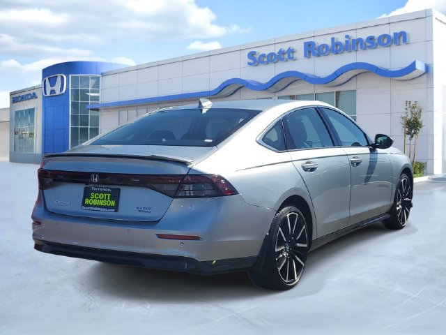 Certified 2024 Honda Accord Touring image 4
