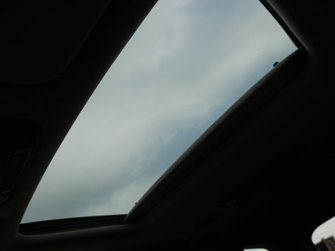 Certified 2023 Kia Telluride S w/ S Sunroof Package image 32