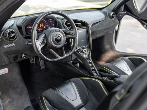 Used 2021 McLaren 720S Performance RWD image 37