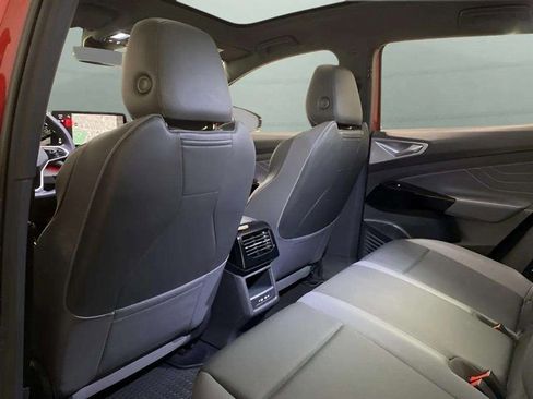 Used 2024 Volkswagen ID.4 S image 70