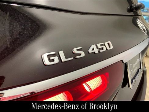 Used 2024 Mercedes-Benz GLS 450 4MATIC image 13