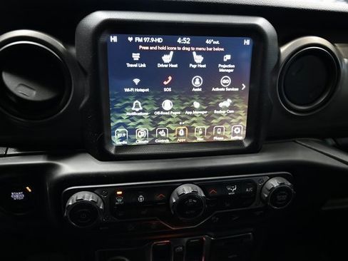 Used 2021 Jeep Wrangler Unlimited Sport image 16