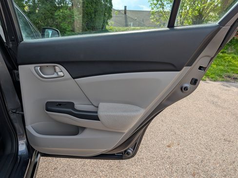 Used 2013 Honda Civic LX image 31
