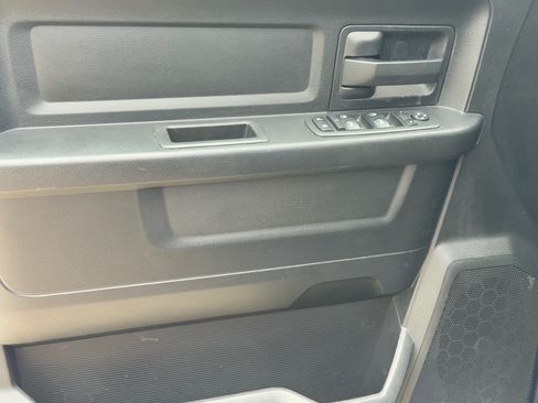 Used 2018 RAM 1500 Express RWD image 14