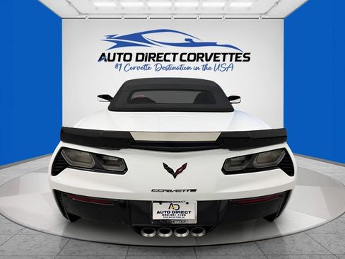Used 2015 Chevrolet Corvette Z06 w/ 3LZ Preferred Equipment Group RWD image 31