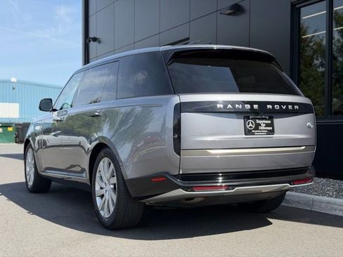 Used 2023 Land Rover Range Rover Long Wheelbase SE AWD/4WD image 5