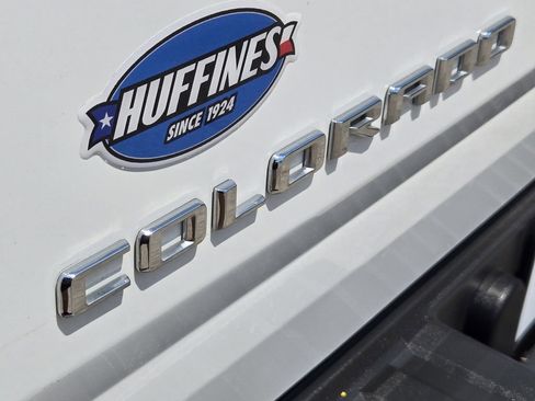 Used 2022 Chevrolet Colorado LT w/ Fleet Safety Package RWD image 10