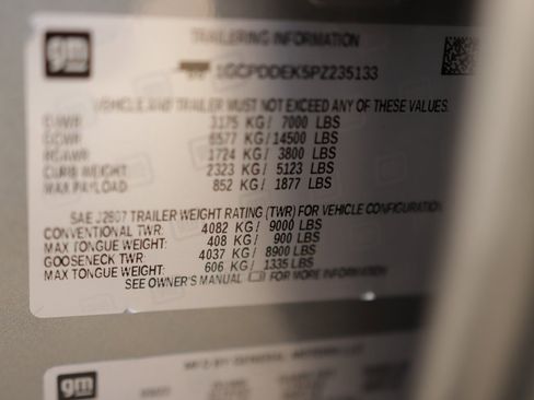 Used 2023 Chevrolet Silverado 1500 LT w/ Protection Package image 37