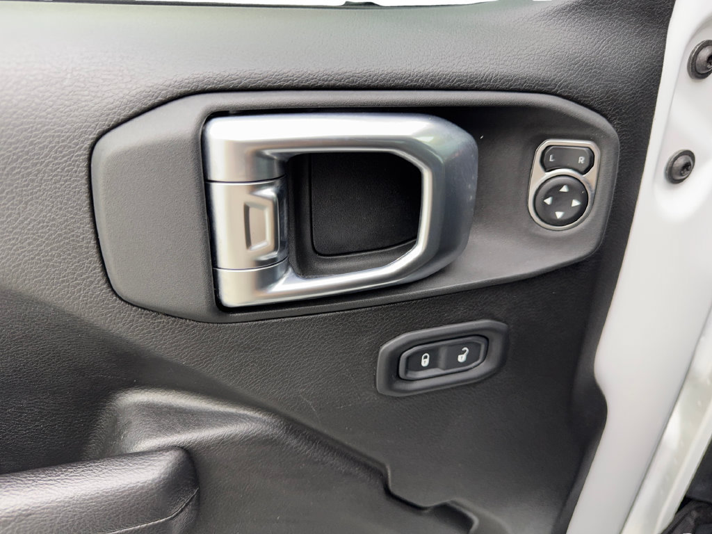 Used 2023 Jeep Gladiator Mojave w/ LED Lighting Group AWD/4WD image 34