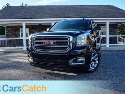Used 2017 GMC Yukon SLE w/ Convenience Package